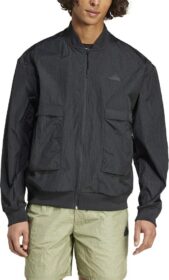 Adidas City Escape Premium Bomber-takki