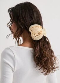 BECKSÖNDERGAARD Beige – Wavey Rosana Hair Claw