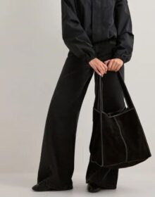 BECKSÖNDERGAARD Musta – Suede Laurel Bag