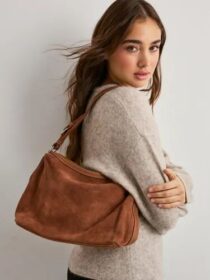 BECKSÖNDERGAARD Ruskea – Suede Ginni Medi Bag