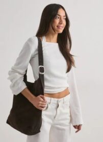 BECKSÖNDERGAARD Ruskea – Suede Mae Buckle Bag