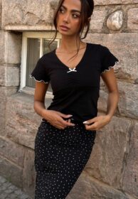 BUBBLEROOM Babylock Short Sleeve Top