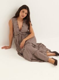 BUBBLEROOM Frill Maxi Dress