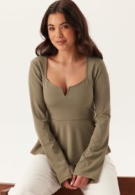 BUBBLEROOM Long Sleeve Peplum Top