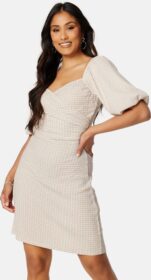 BUBBLEROOM Nandita wrap dress