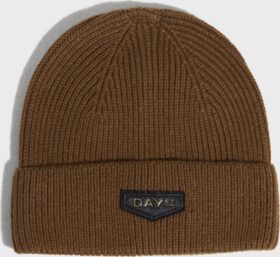 DAY ET Ruskea – Day Logo Patch Knit Hat