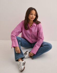 Gina Tricot Vaaleanpunainen – Poplin shirt