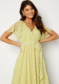 Goddiva Ditsy Flutter Sleeve Maxi Dress Soft Lemon L (UK14)