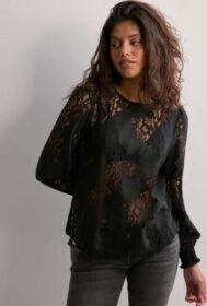JDY Musta – Jdydaniella L/S Lace Top Jrs