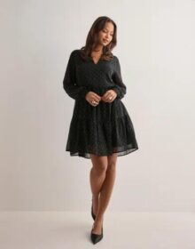 JDY Musta – Jdyglam L/S Dress Wvn