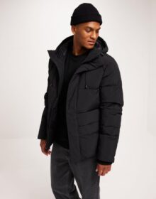 KnowledgeCotton Apparel Puffer jacket – GRS/Vegan Puffer-takit Jet Black