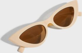 Le Specs Cat eye-aurinkolasit – Ivory – Hypnosis – Aurinkolasit