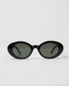 Le Specs Musta – Nouveau Vie