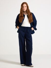 Lindex Denim-housut jossa kiristysnyöri