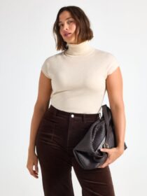 Lindex Hihaton pooloneule, merinovillaa