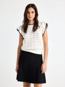 Lindex Kuvioneulottu paita jossa lyhyet hihat