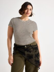 Lindex Lyhythihainen paita