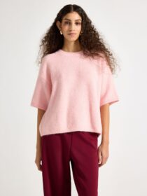 Lindex Neulottu pusero jossa lyhyet hihat