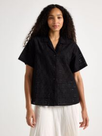 Lindex Paita jossa englantilainen kirjonta