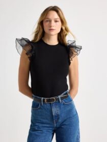 Lindex Paita jossa koristeltu olkapää