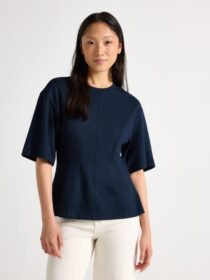 Lindex Peplum-pusero, puntoa