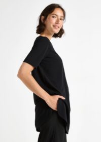 Lindex Pitkä paita jossa lyhyet hihat