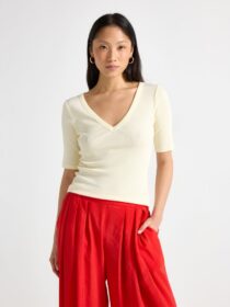 Lindex Ribattu lyhythihainen paita