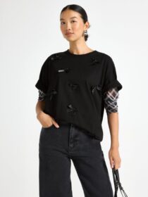 Lindex T-paita jossa rusetit