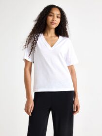 Lindex V-aukkoinen t-paita