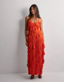Malina Punainen – Cecily ruffle-trimmed maxi dress