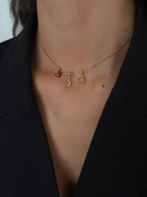 Muli Collection Kulta – Half Moon Charm