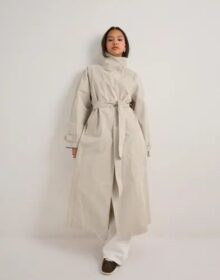 Nelly Beige – High Collar Trench Coat