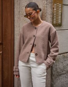 Nelly Beige – Short Clean Jacket