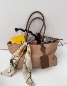 Nelly Beige – The Nylon Shopper