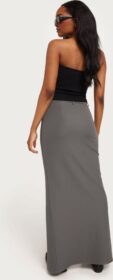 Nelly Harmaa – Everything Suit Skirt