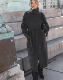 Nelly Harmaa – High Collar Belted Coat
