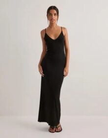 Nelly Musta – Perfect Soft Maxi Dress