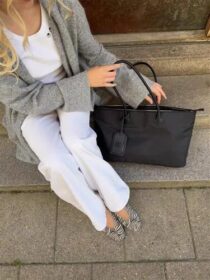 Nelly Musta – The Nylon Shopper