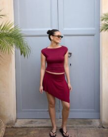 Nelly Punainen – Lovely Asymmetric Skirt