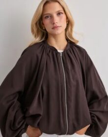 Nelly Ruskea – Dream Cloud Jacket