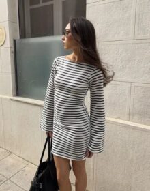 Nelly Ruutu/Raita – Stripe Wide Sleeve Dress