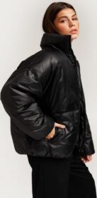 Nelly Talvitakit – Musta – Oversized Padded Jacket – Takit