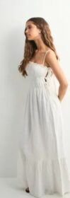 Nelly Valkoinen – Dreamy Smock Dress