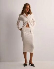 Nelly Valkoinen – Lush Midi Skirt