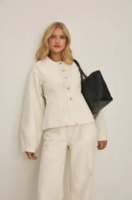 Nelly Valkoinen – Shaped Textured Jacket