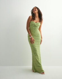 Nelly Vihreä – Dressed Up Dress