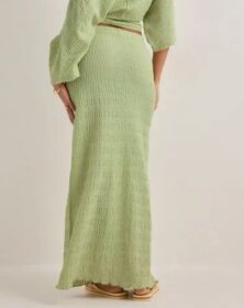 Nelly Vihreä – Elegant Structure Maxi Skirt