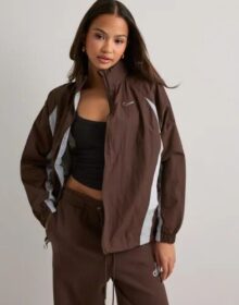 Nike Ruskea – W Nsw Wvn Jacket Gls