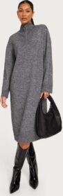 Object Collectors Item Neulemekot – Dark Grey Melange – Objminna L/S Zip Knit Dress Noos – Mekot
