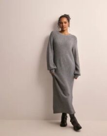Object OBJECT – Harmaa – Objditte Re L/S Knit Midi Dress Noo